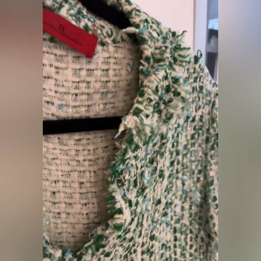 🔥Beautiful, Classic CH by Carolina Herrera Green & White Tweed Mini Dress Size 8 - Picture 8 of 15